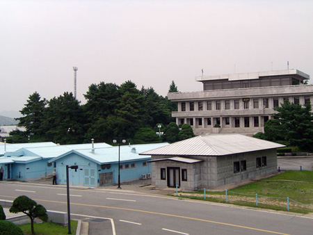 2004 Korea DMZ 18_JPG